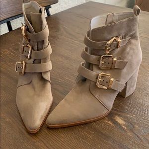 RAYE House of Harlow Taupe Brown Booties 7